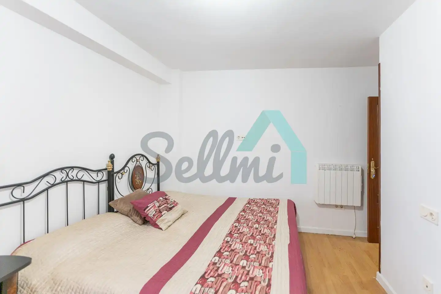 Wohnung zur Miete in Ceares