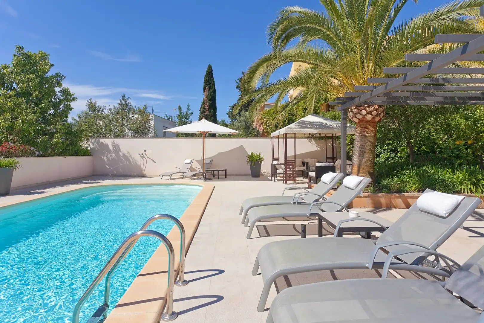 Piscina de Casa o xalet en venda en  Palma de Mallorca amb Aire condicionat, Jardí privat i Terrassa