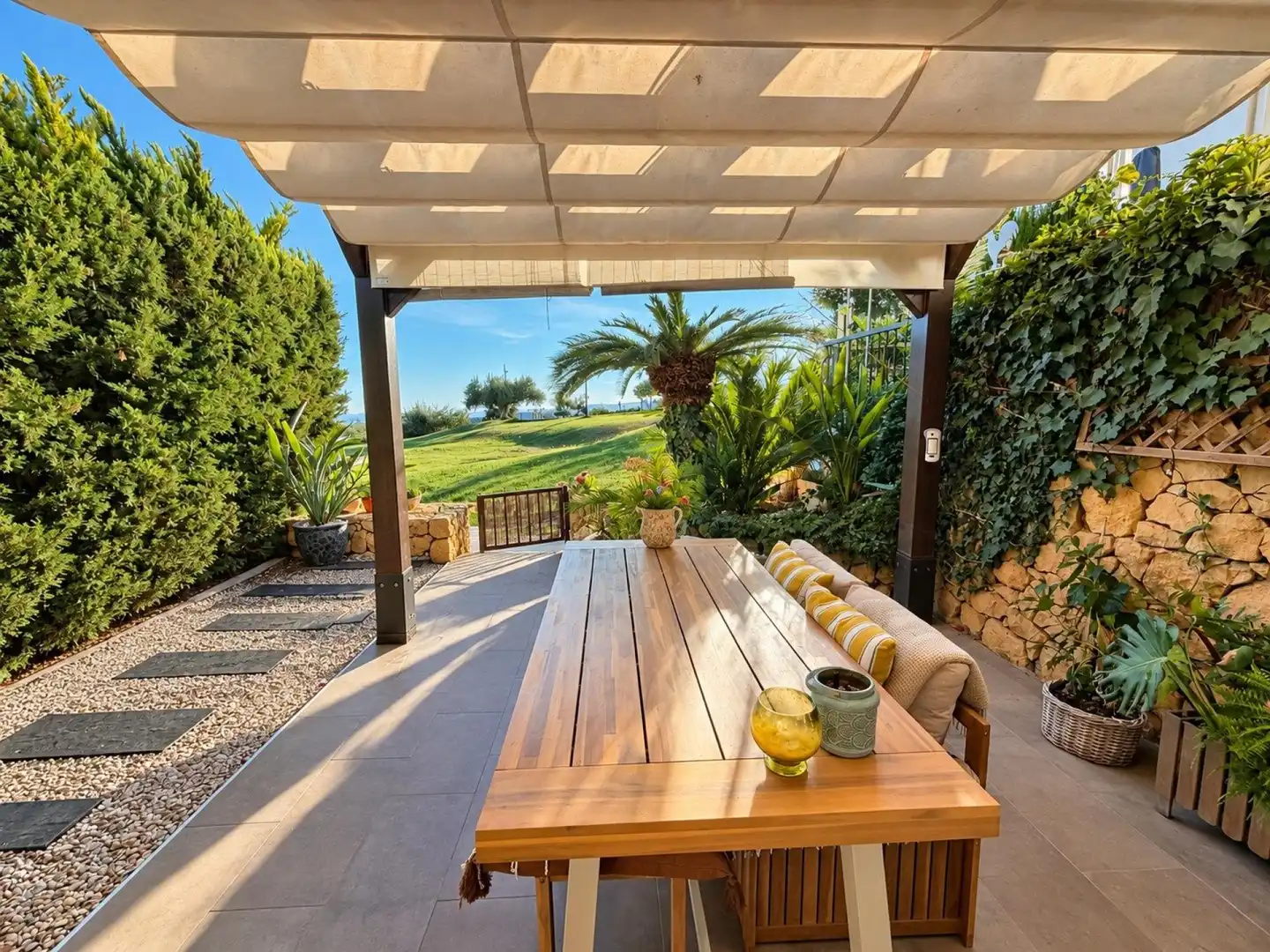 Casa a schiera con piscina in vendita a Golf Bahía, imagen 9