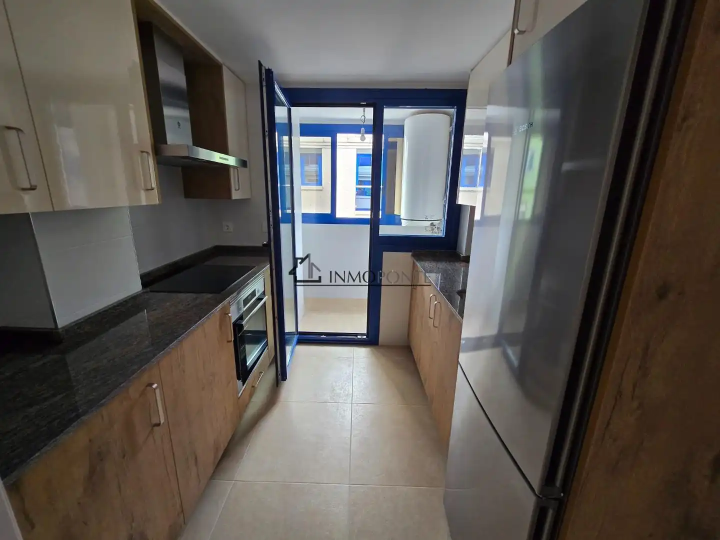 Kitchen of Flat for sale in Soutomaior  with Storage room