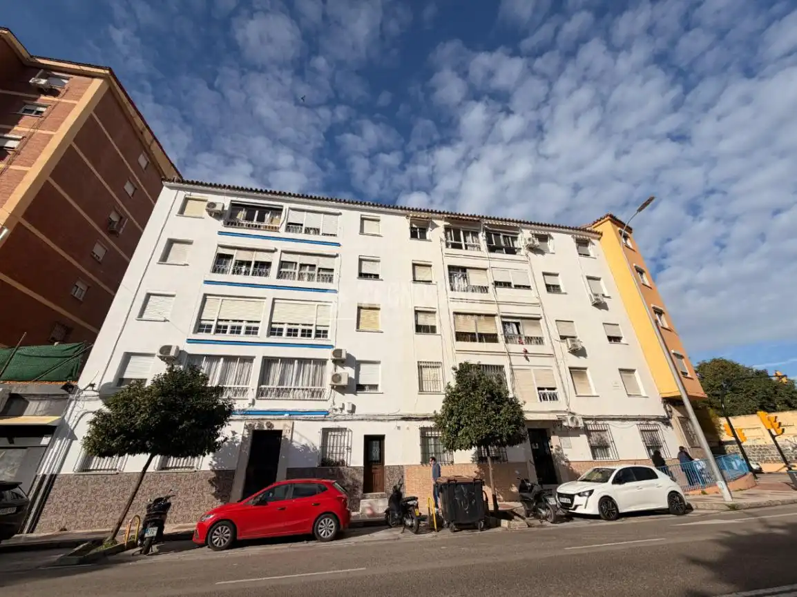 Vista exterior de Piso en venta en Málaga