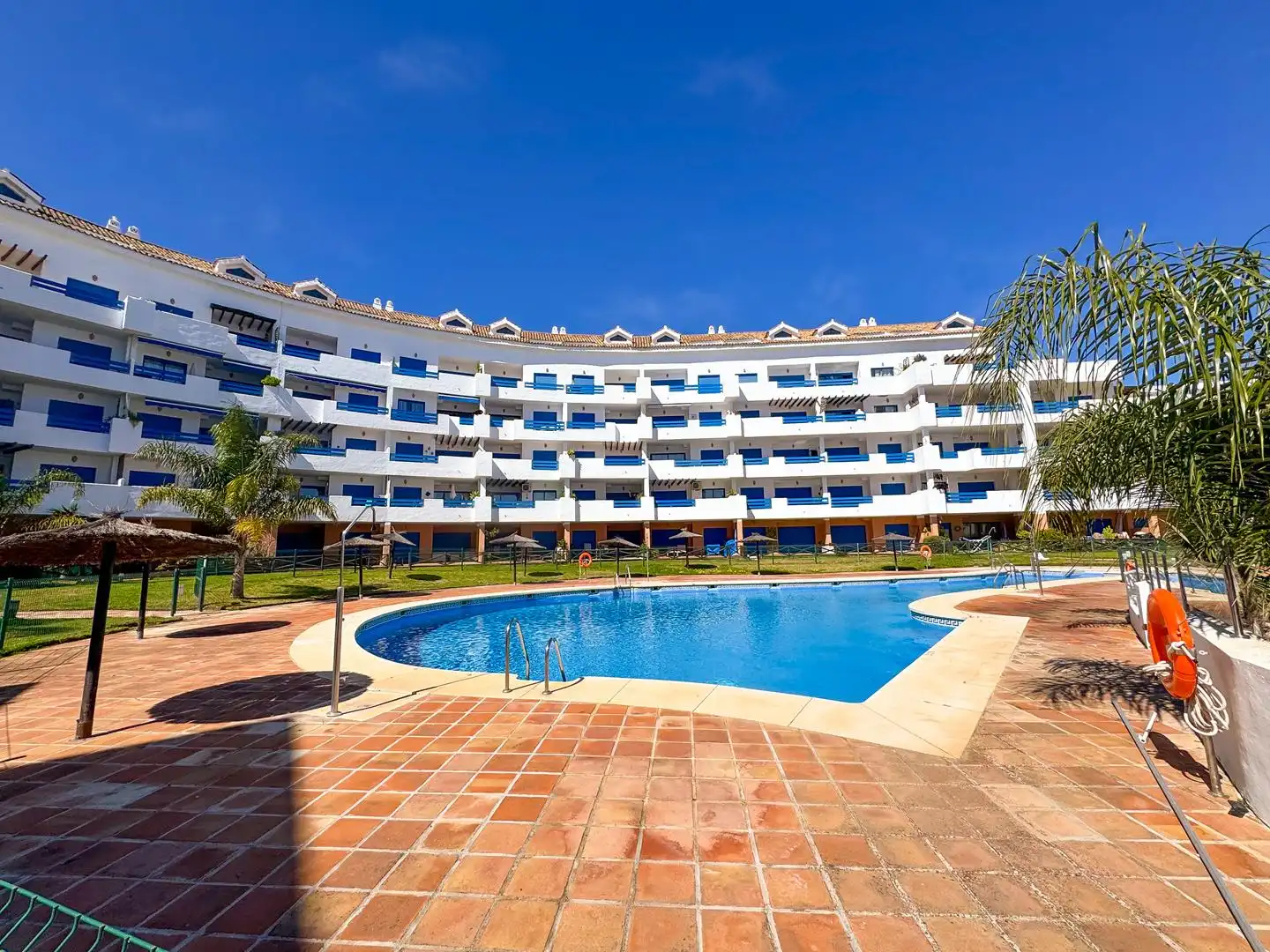 Swimming pool of Apartments for sale in Manilva  with Air Conditioner, Heating and Terrace