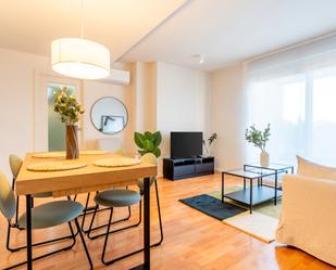 Living room of Attic to rent in  Madrid Capital  with Air Conditioner, Heating and Parquet flooring