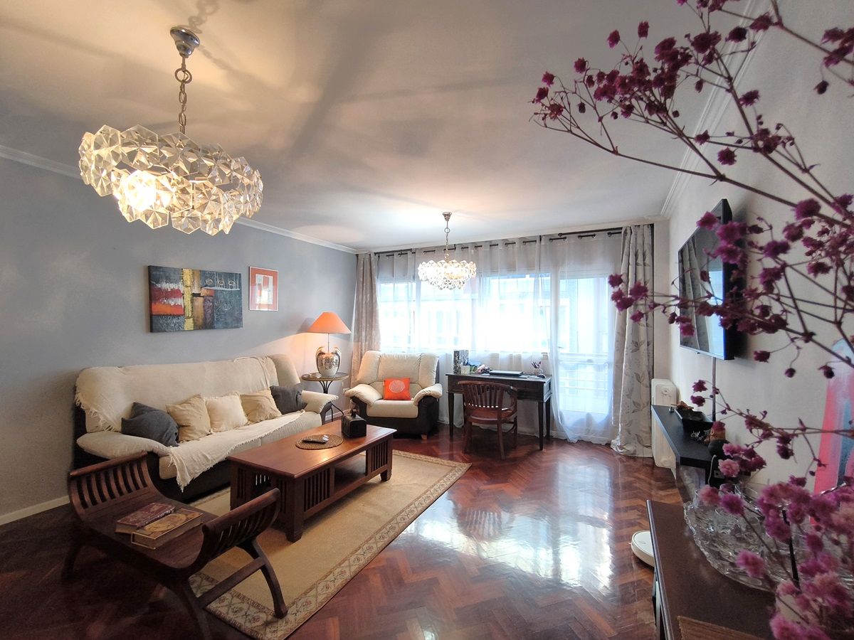 Living room of Flat for sale in Vilagarcía de Arousa  with Heating, Parquet flooring and Terrace