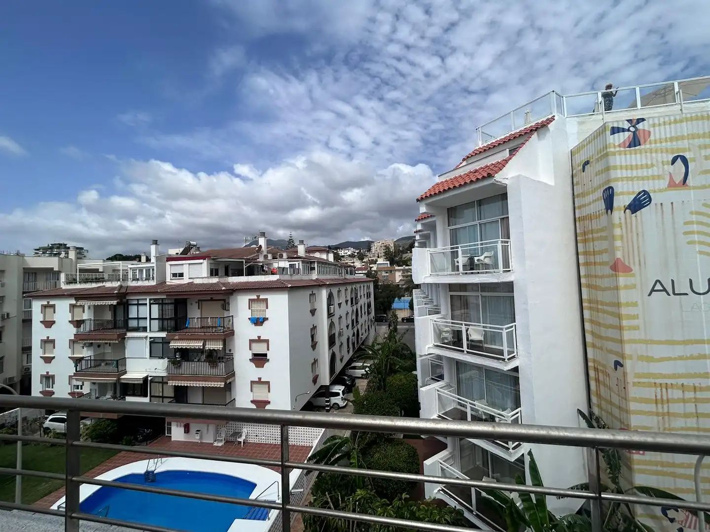 Vista exterior de Edificio en venta en Torremolinos