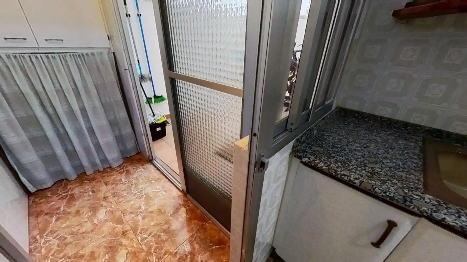 Piso con terraza en venta en Calle CAROLINA ALVAREZ, imagen 11