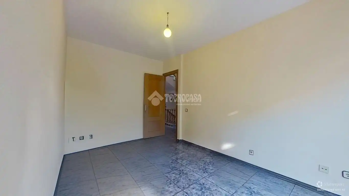 Casa adosada en venda en Barberà del Vallès amb Aire condicionat, Calefacció i Terrassa