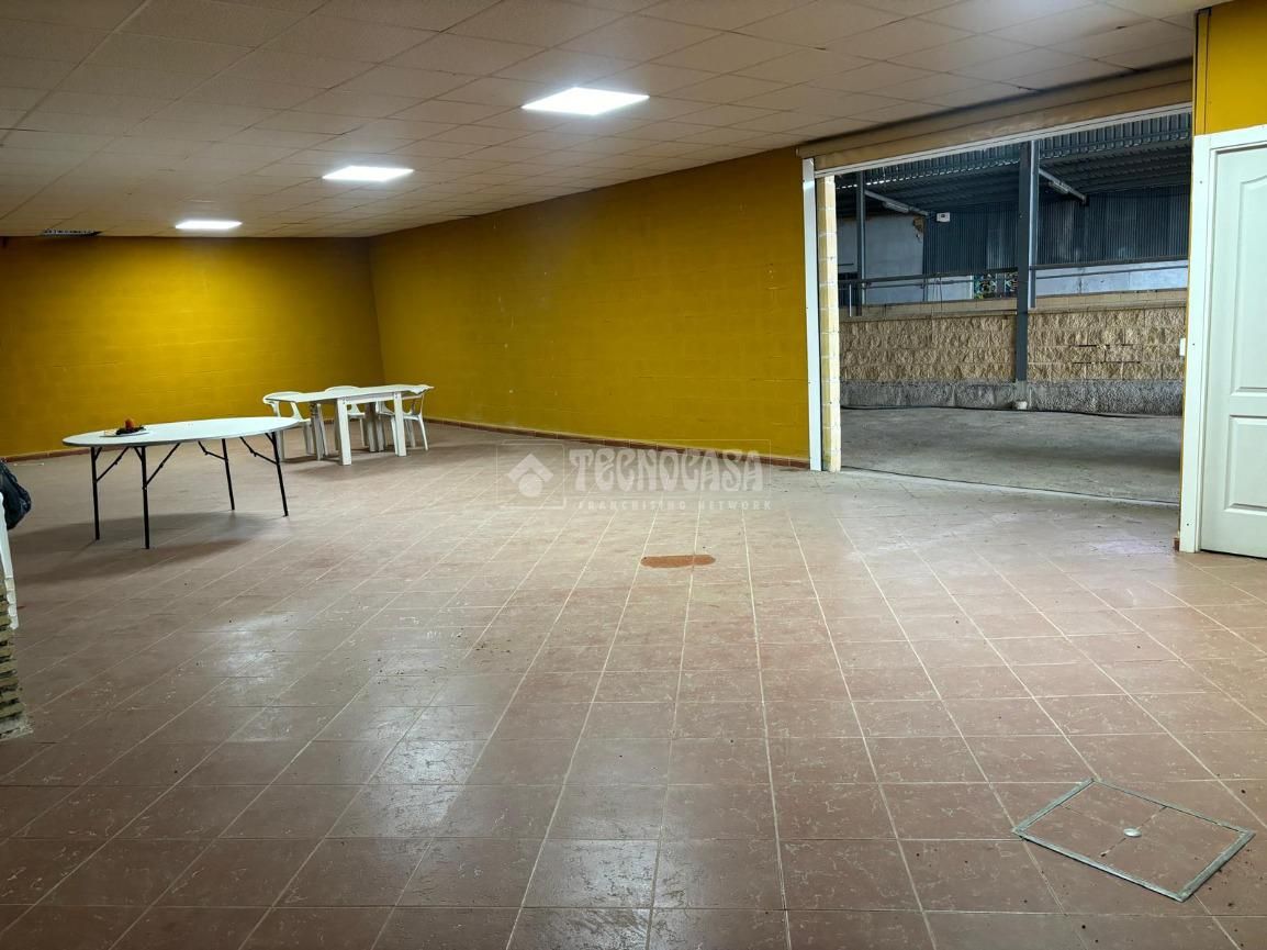 Finca rústica en venda en  Sevilla Capital amb Piscina i Balcó