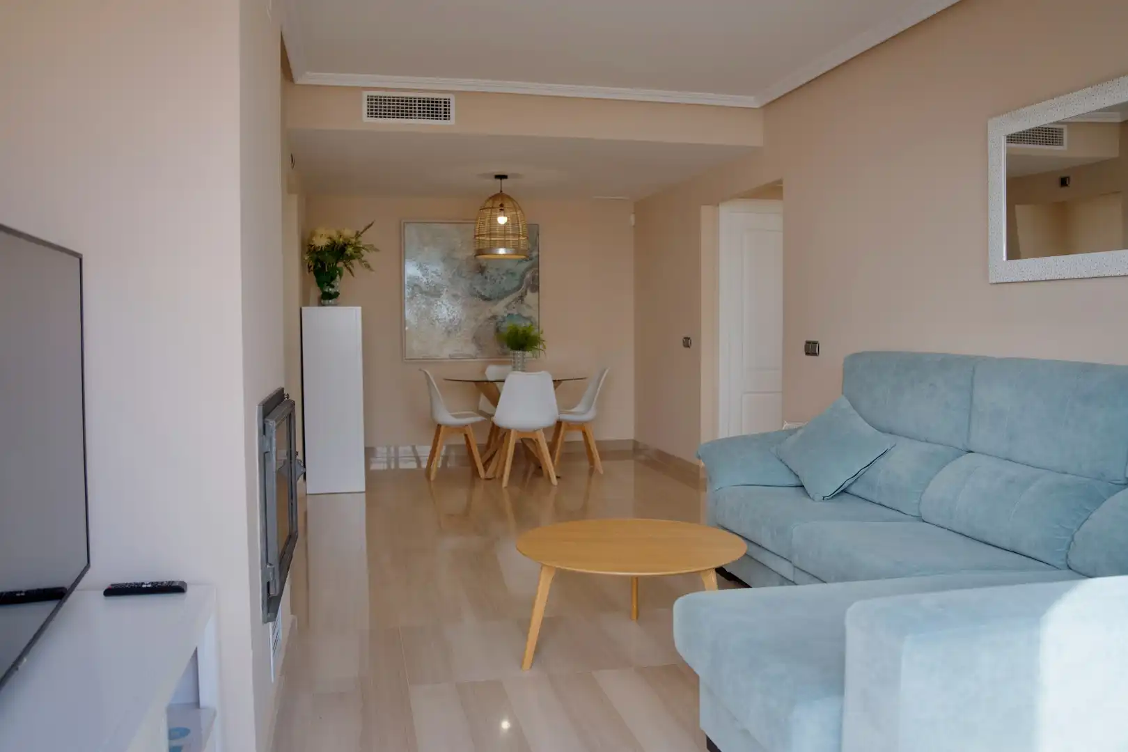 Sala d'estar de Apartament en venda en Águilas amb Aire condicionat, Calefacció i Terrassa