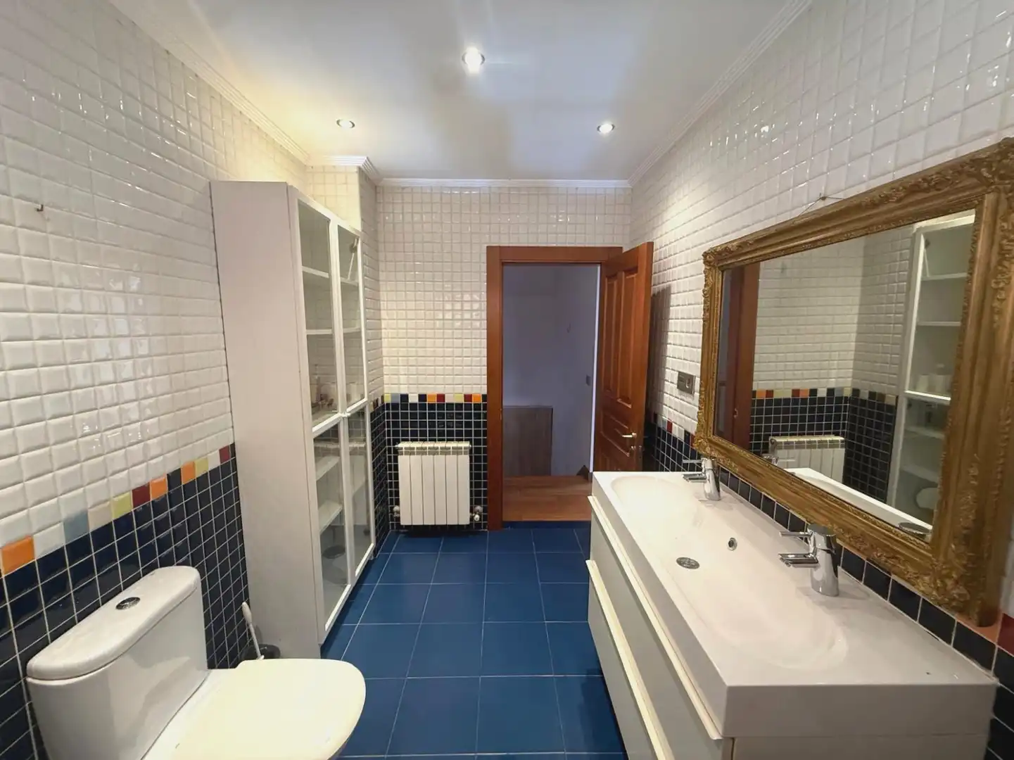 Baño de Casa o chalet en venta en Castrillón con Calefacción, Jardín privado y Piscina