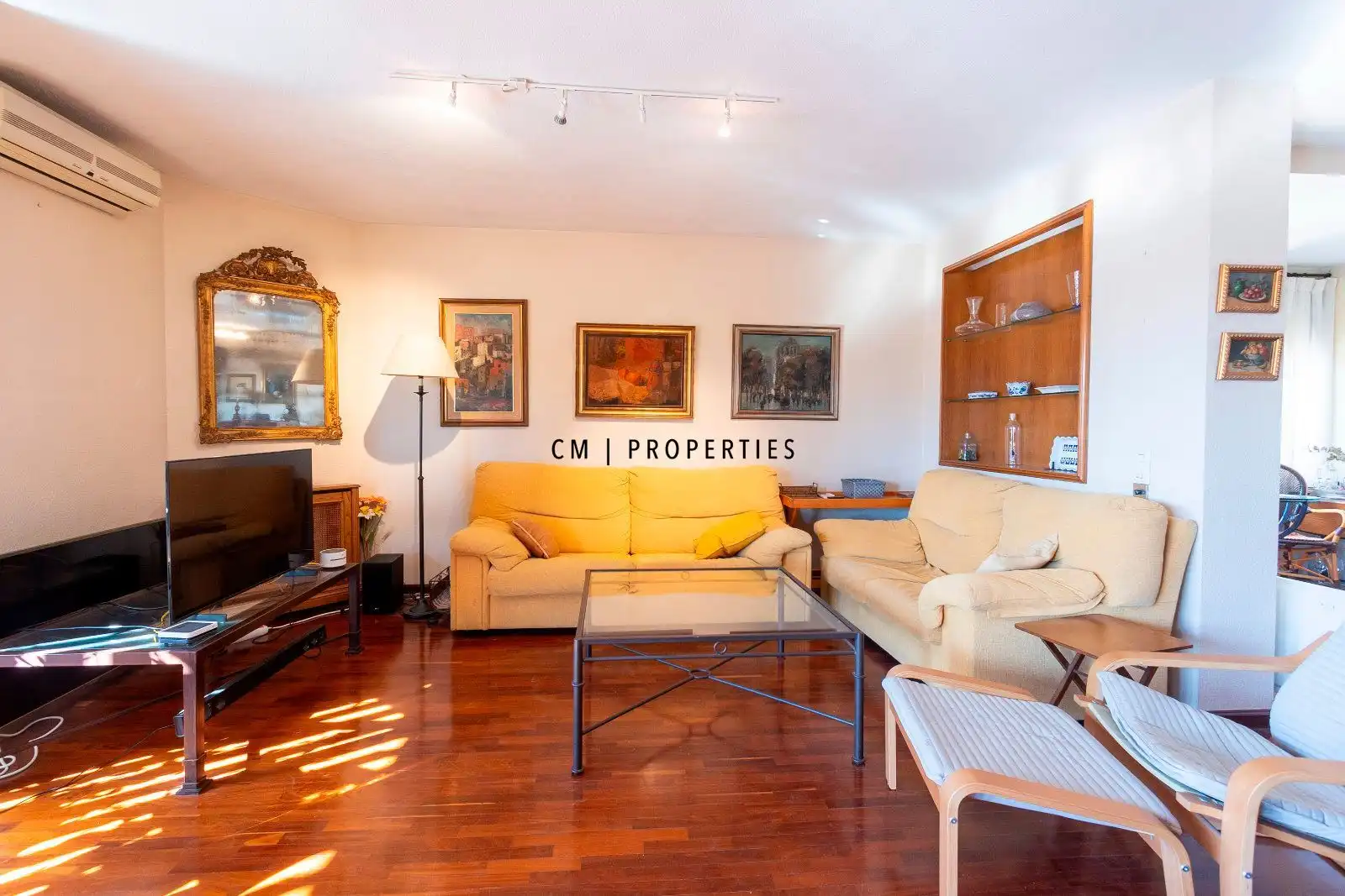 Sala de estar de Piso en venta en Valencia con Aire acondicionado, Calefacción y Parquet