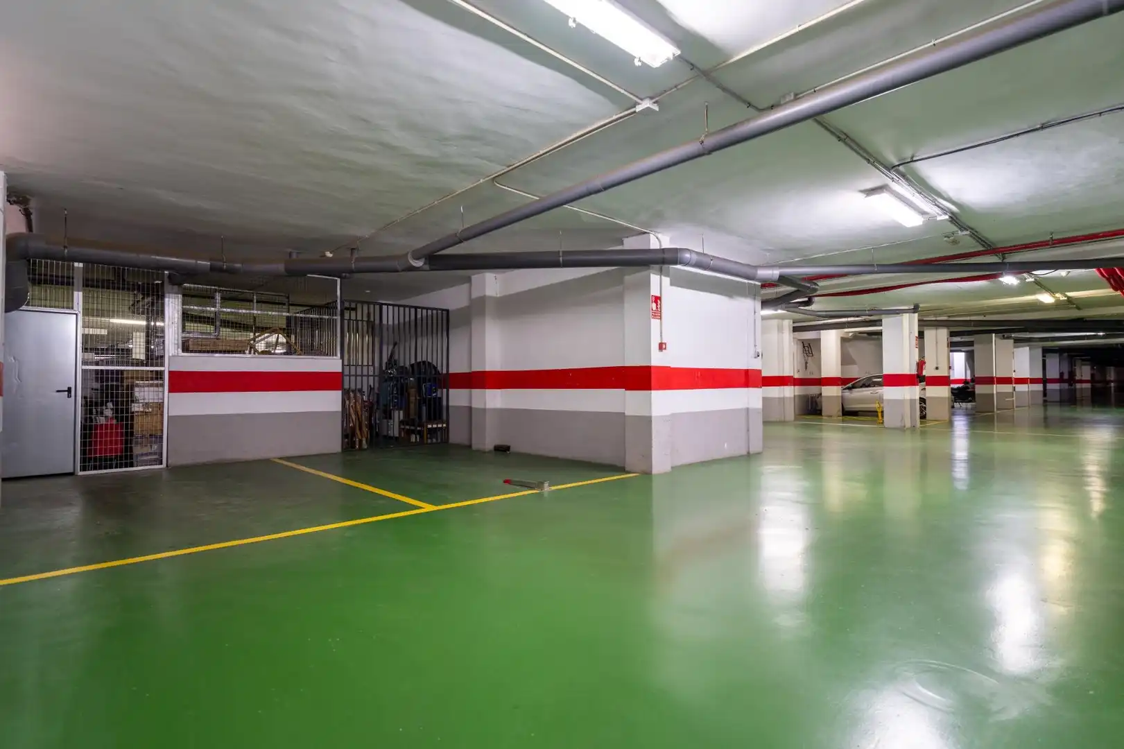 Aparcament de Apartament en venda en Roquetas de Mar amb Aire condicionat, Calefacció i Jardí privat