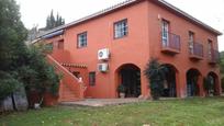 Vista exterior de Finca rústica en venda en Mijas amb Aire condicionat, Terrassa i Piscina