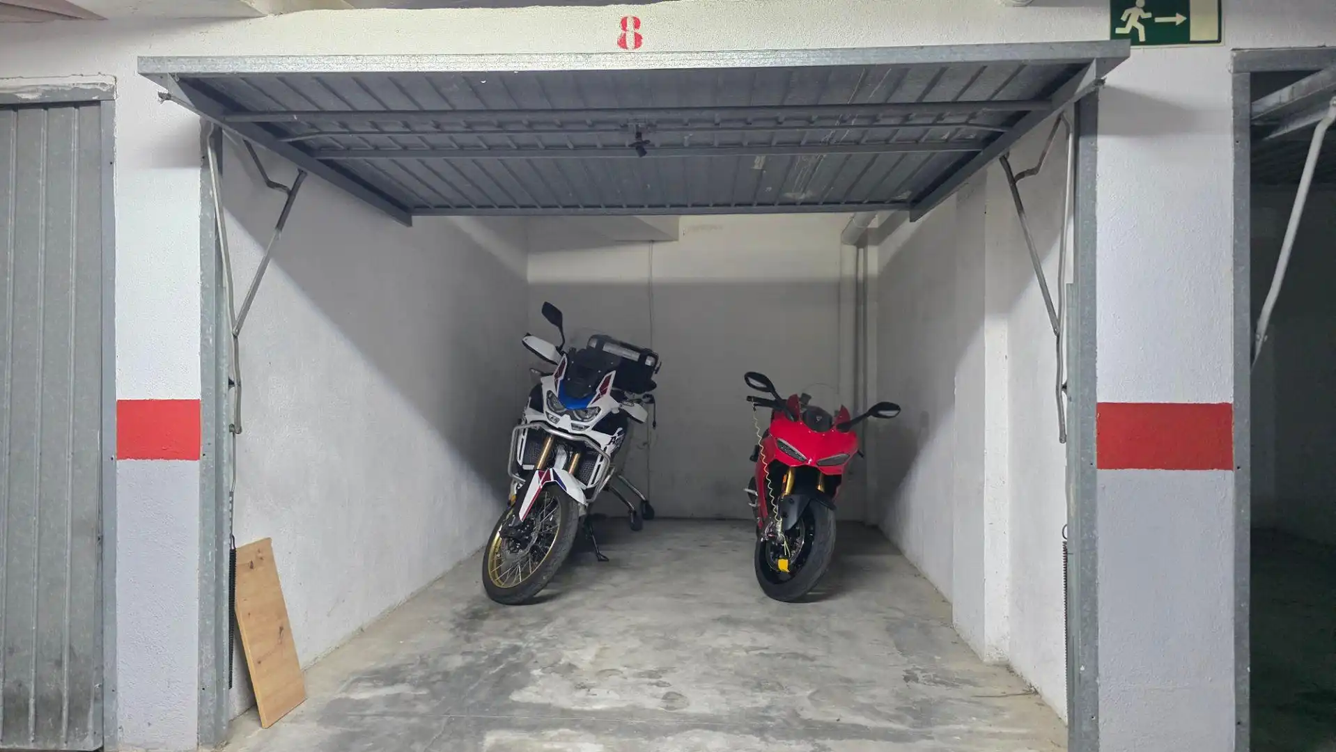 Parking de Piso en venta en Gandia con Terraza, Trastero y Piscina comunitaria