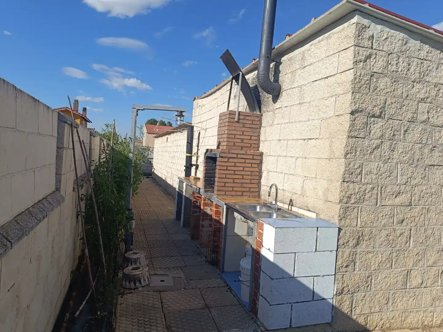 Terrassa de Finca rústica en venda en Husillos  amb Piscina