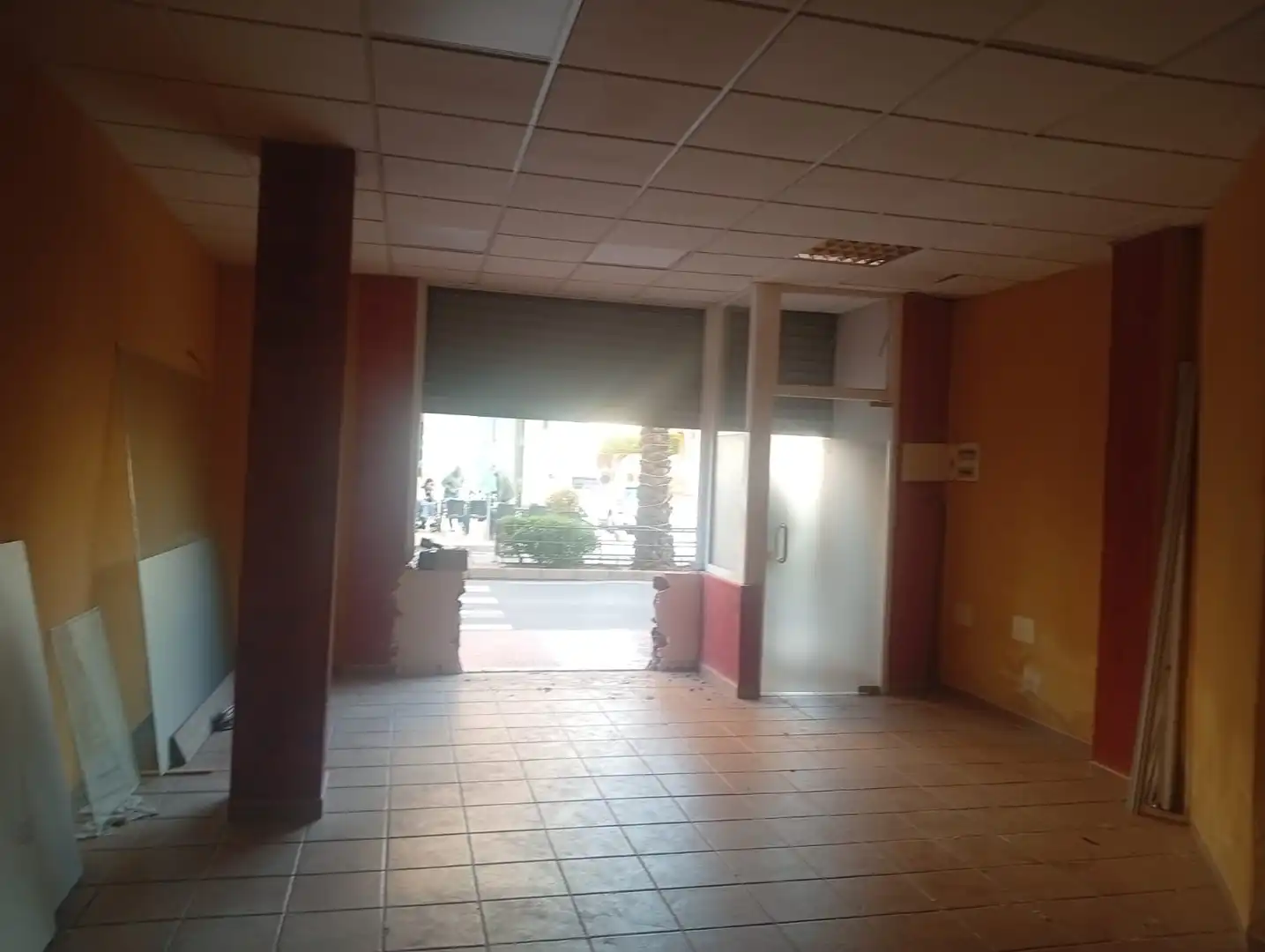 Local comercial en venta en Avenida de las Marinas, imagen 3