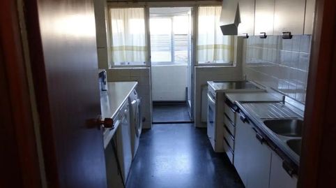 Foto 4 de Piso en venta en Avenida Reyes Católicos, 16, Reyes Católicos, Burgos Capital