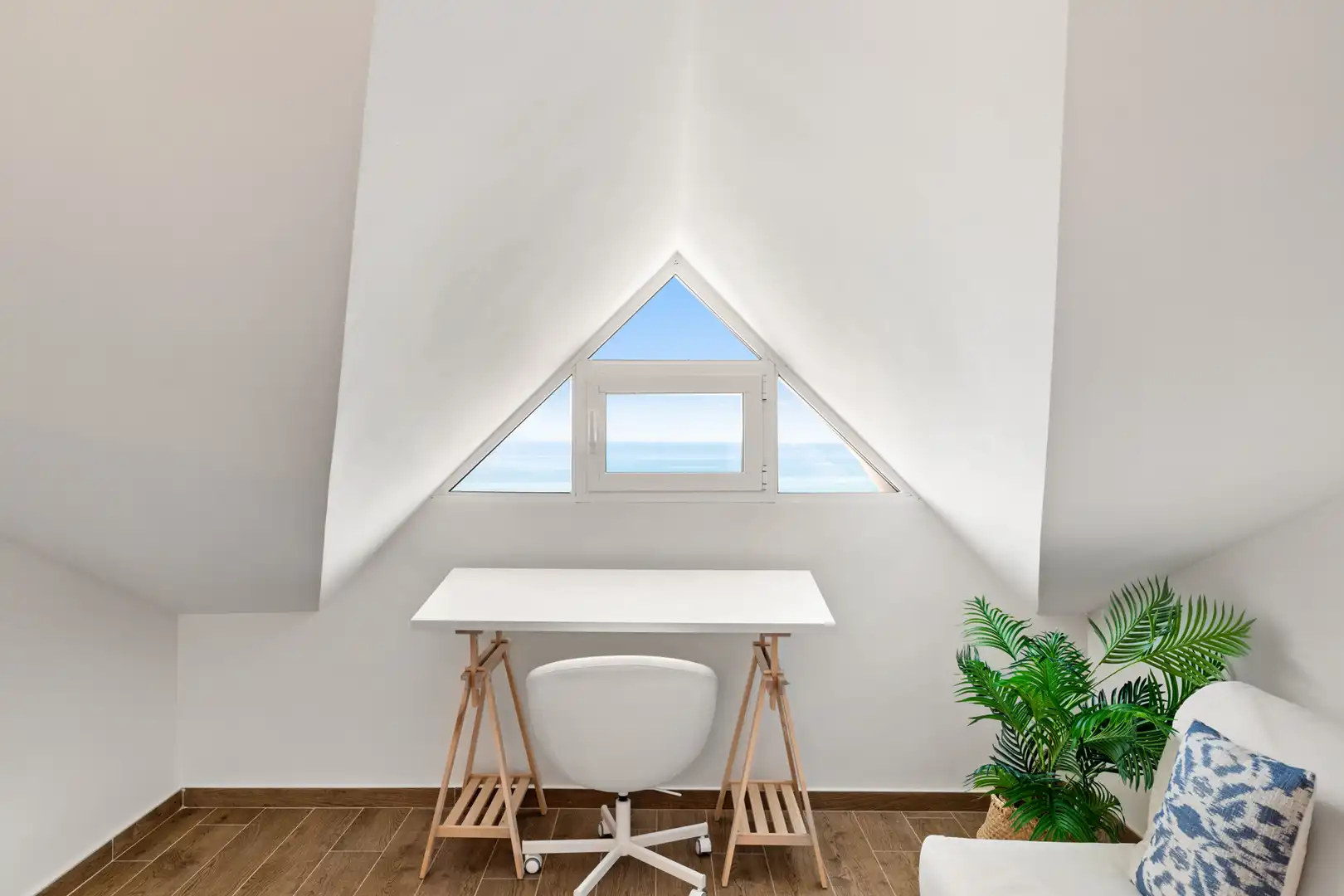 Balcony of Attic for sale in Estepona  with Air Conditioner, Heating and Terrace