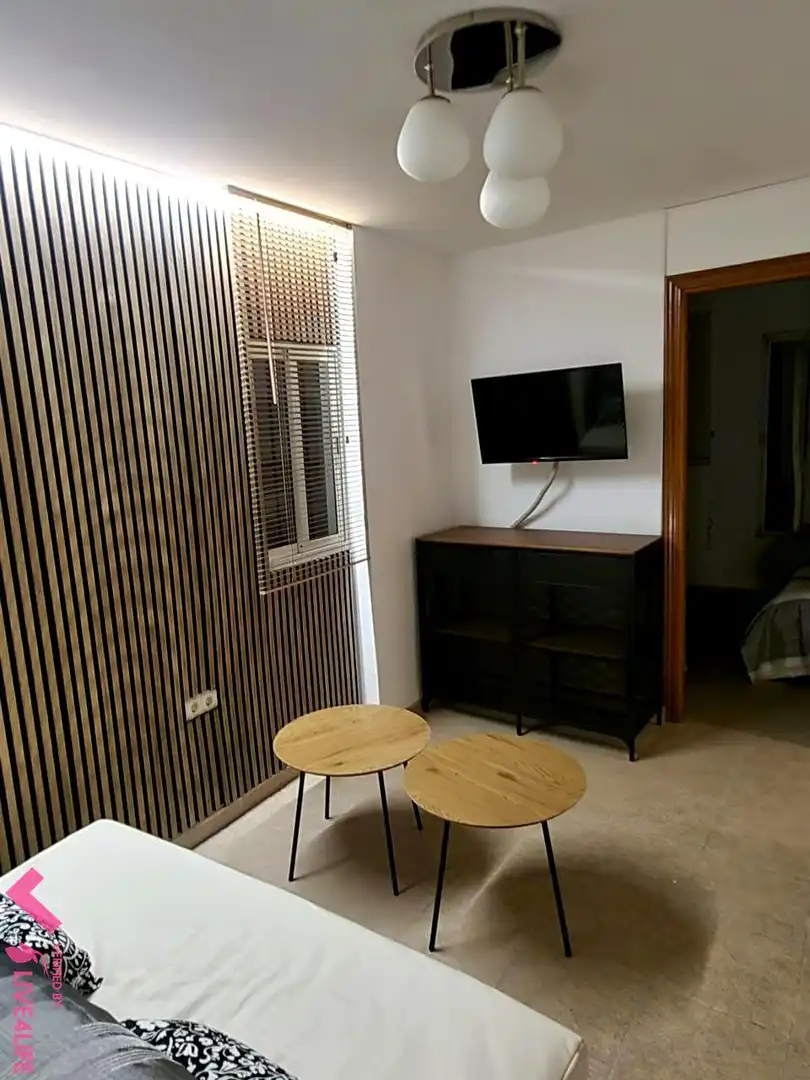 Living room of Attic for rent in Sevilla  with Air Conditioner, Terrace and Furnished