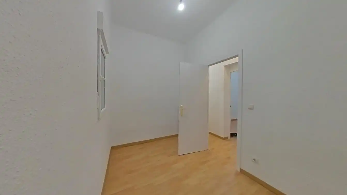 Habitación de Piso en venta en Madrid con Horno