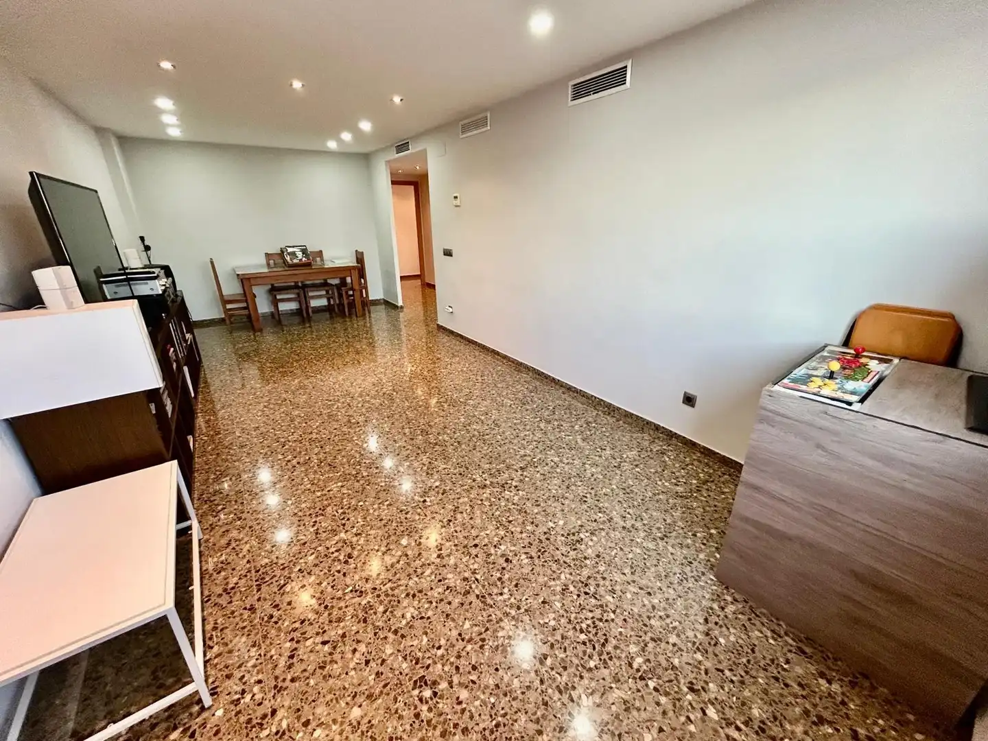 Piso en venta en Valencia con Aire acondicionado, Calefacción y Balcón