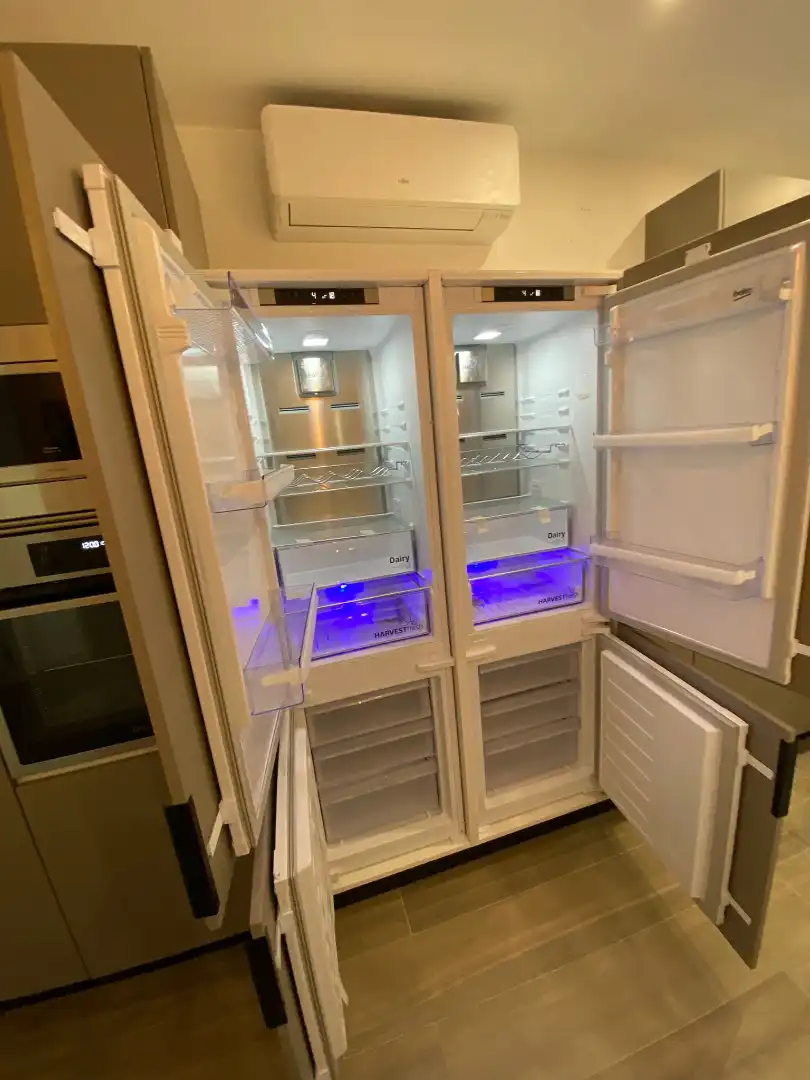 Exterior view of Flat for share in Madrid  with Air Conditioner, Furnished and Oven