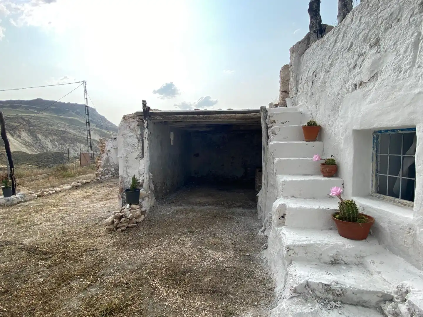Finca rústica en venta en Huesa con Jardín privado y Amueblado
