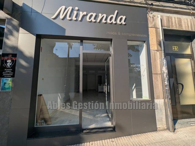 Local comercial en Venta en Dario de Regoyos, 25 en Fozaneldi - Tenderina