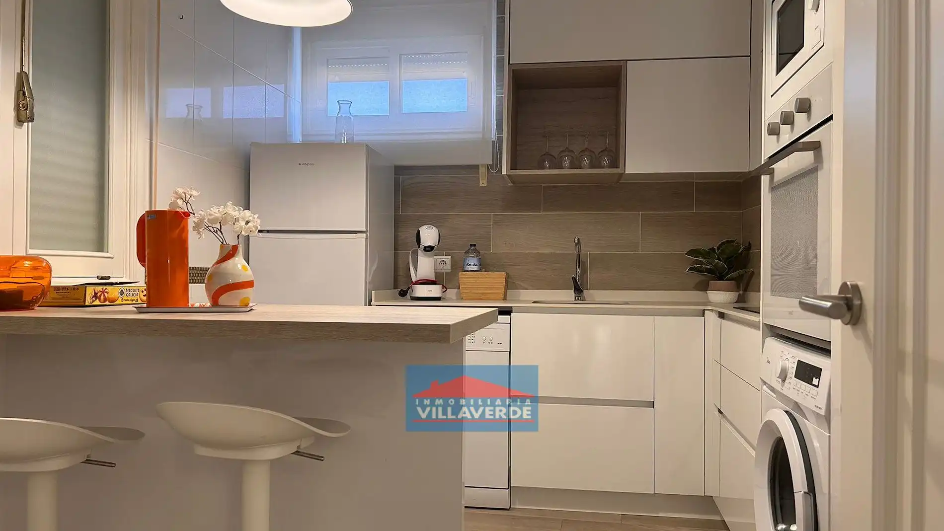 Kitchen of Flat for rent in Cangas   with Furnished