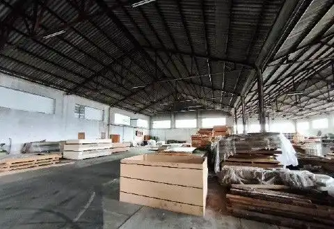 Nau industrial en venda en Hacinas