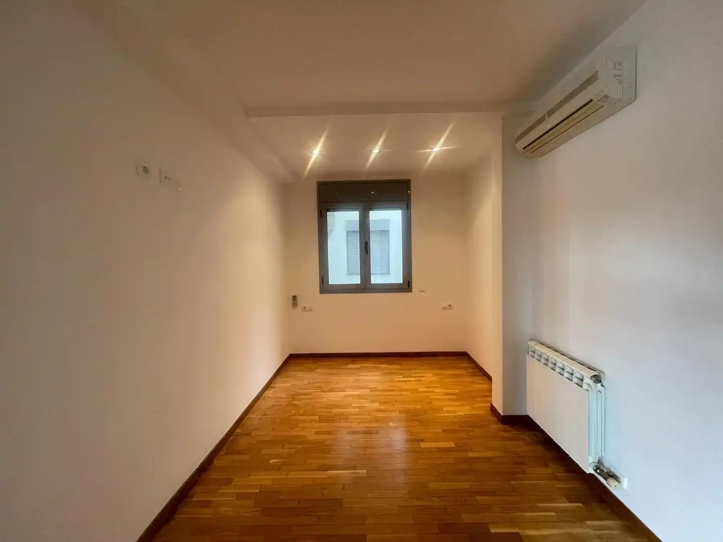 Piso en venta en Rubí con Aire acondicionado, Calefacción y Balcón