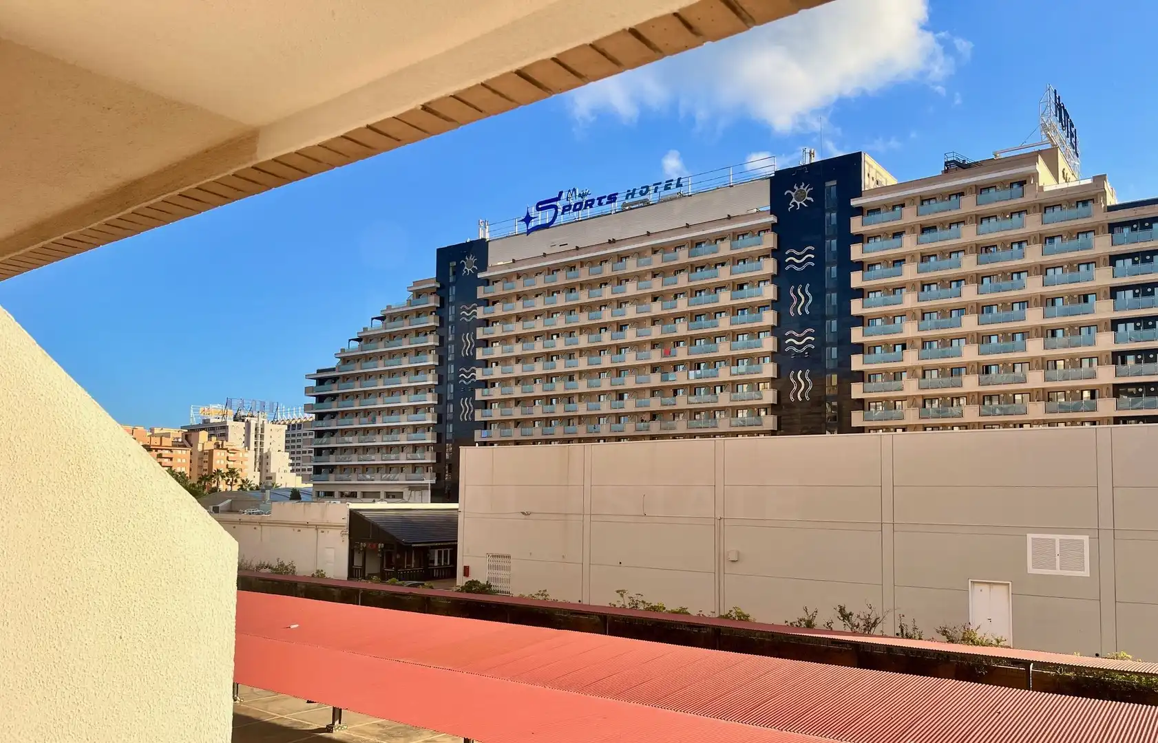 Vista exterior de Pis en venda en Oropesa del Mar / Orpesa amb Aire condicionat, Calefacció i Terrassa