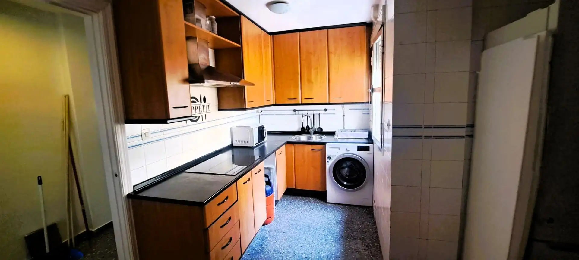 Kitchen of Flat for rent in Jerez de la Frontera  with Air Conditioner and Furnished