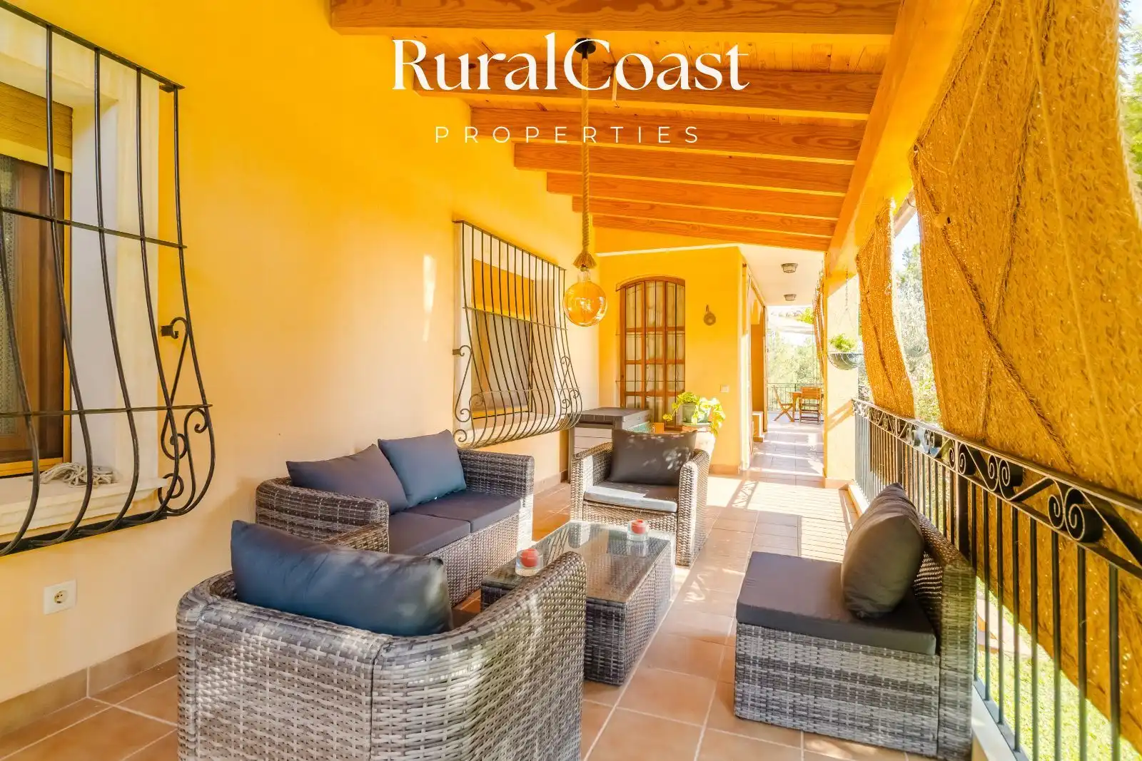 Vista exterior de Casa o chalet en venta en Tibi con Aire acondicionado, Calefacción y Jardín privado