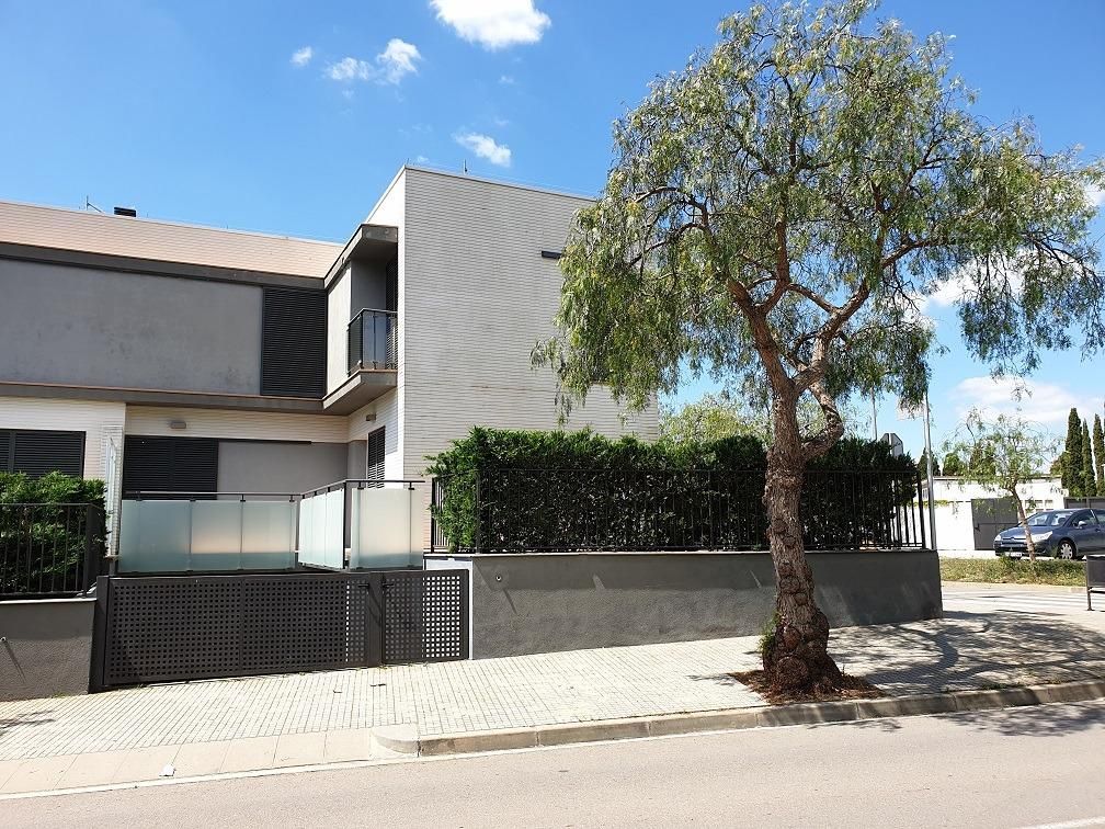 Exterior view of House or chalet to rent in Roses  with Air Conditioner, Heating and Terrace