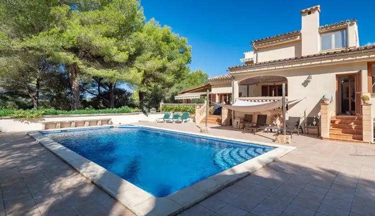 Piscina de Finca rústica en venda en Alcúdia amb Aire condicionat, Calefacció i Jardí privat