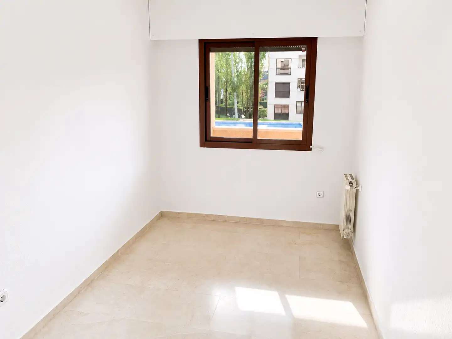 Habitación de Piso de alquiler en Las Rozas de Madrid con Aire acondicionado, Calefacción y Terraza