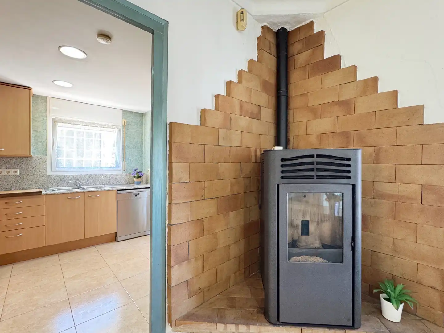 Houses for sale in L'Escala  with Private garden, Terrace and Alarm