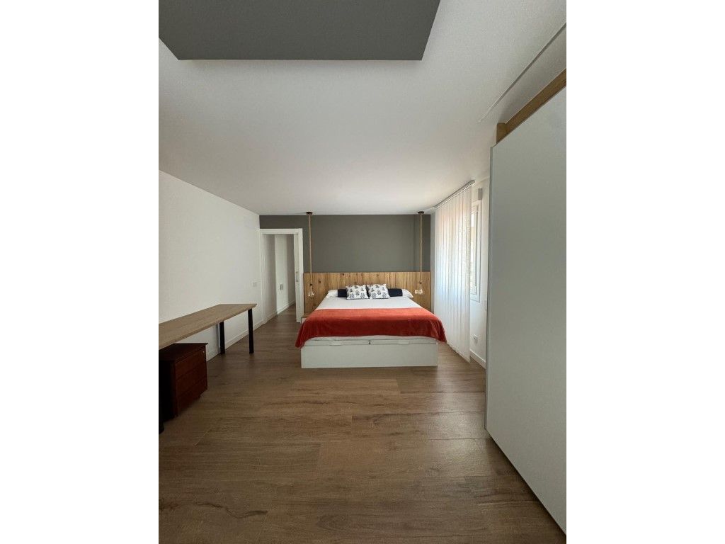 Bedroom of Apartment to rent in Vitoria - Gasteiz  with Furnished, Oven and Washing machine