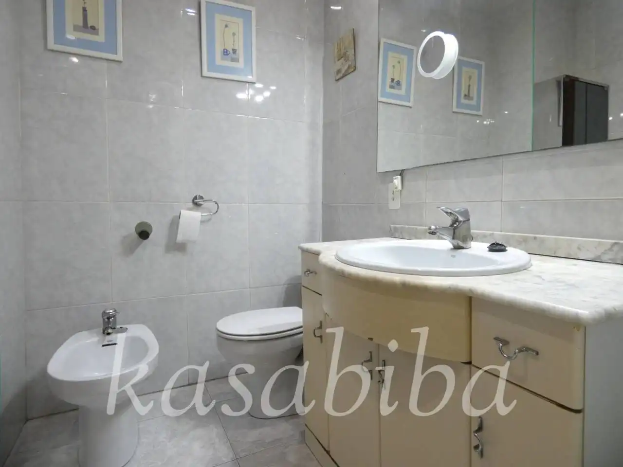 Bathroom of Flat for sale in Valencia  with Air Conditioner and Balcony