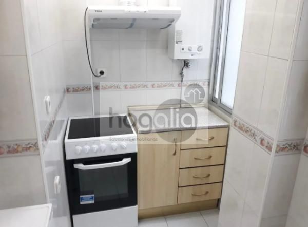 Cocina de Piso de alquiler en  Sevilla Capital con Aire acondicionado