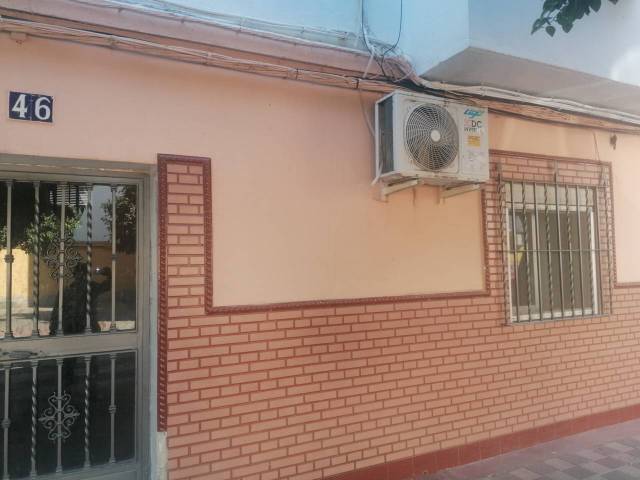 Piso en Venta en Mejillón, 46 en San Jerónimo - La Bachillera