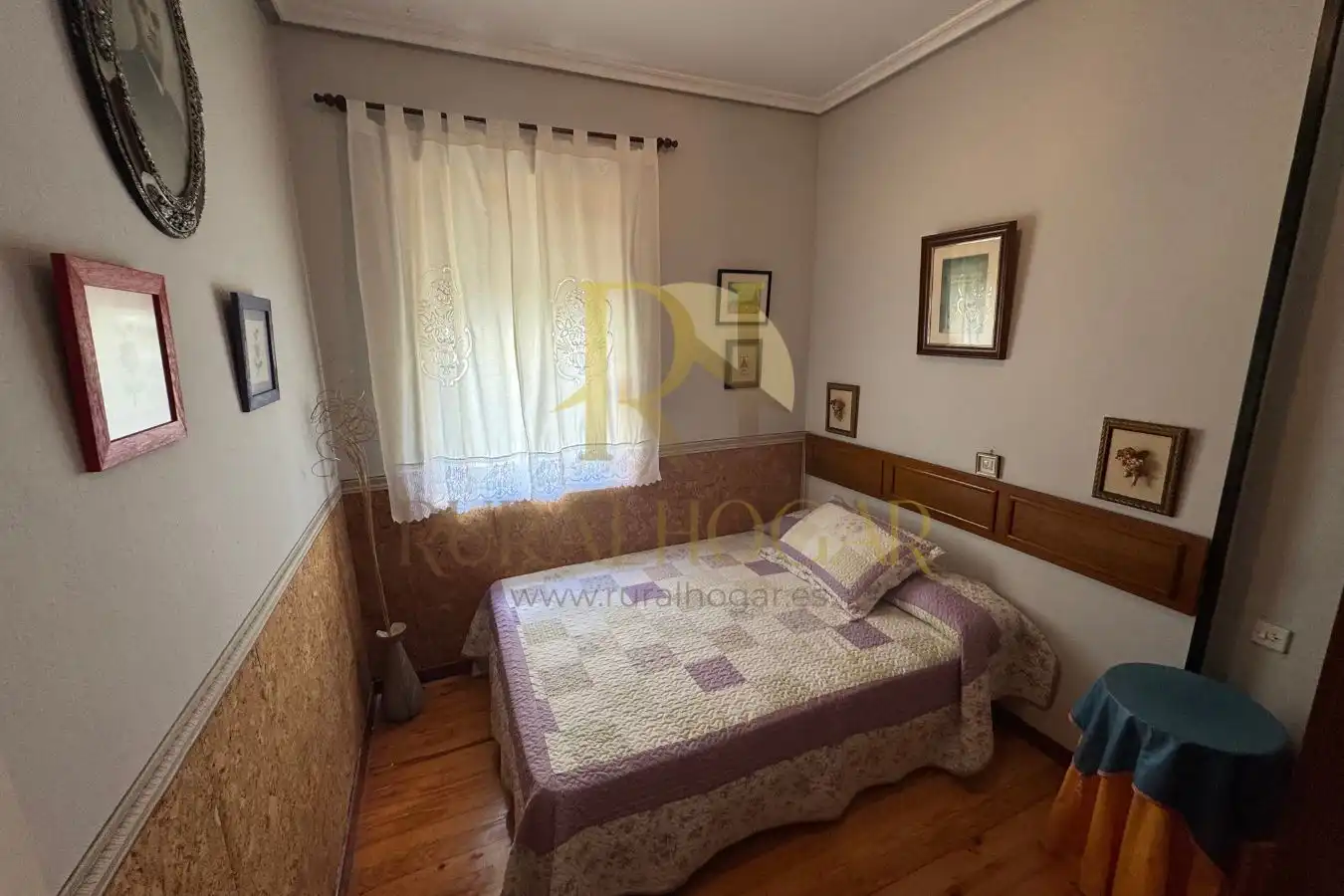 Bedroom of Houses for sale in León Capital   with Heating, Private garden and Parquet flooring