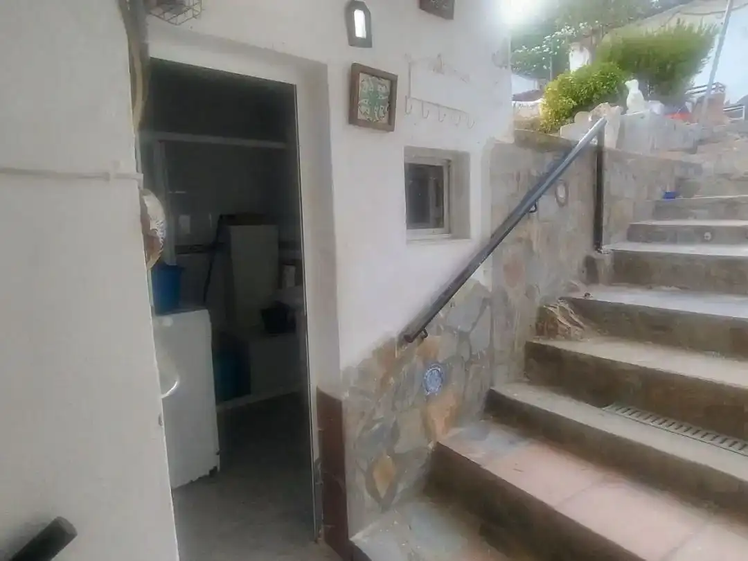 Pis en venda en San Nicolás del Puerto amb Jardí privat, Traster i Moblat
