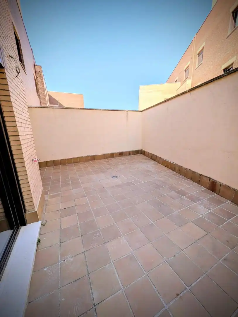 Terrasse von Wohnung zur Miete in Ocaña mit Terrasse und Abstellraum