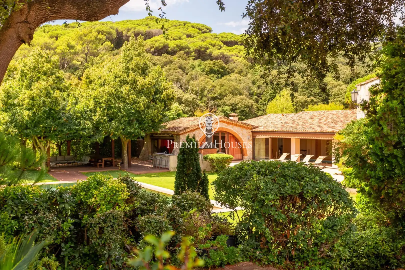 Jardí de Finca rústica en venda en Sant Andreu de Llavaneres amb Aire condicionat, Calefacció i Piscina
