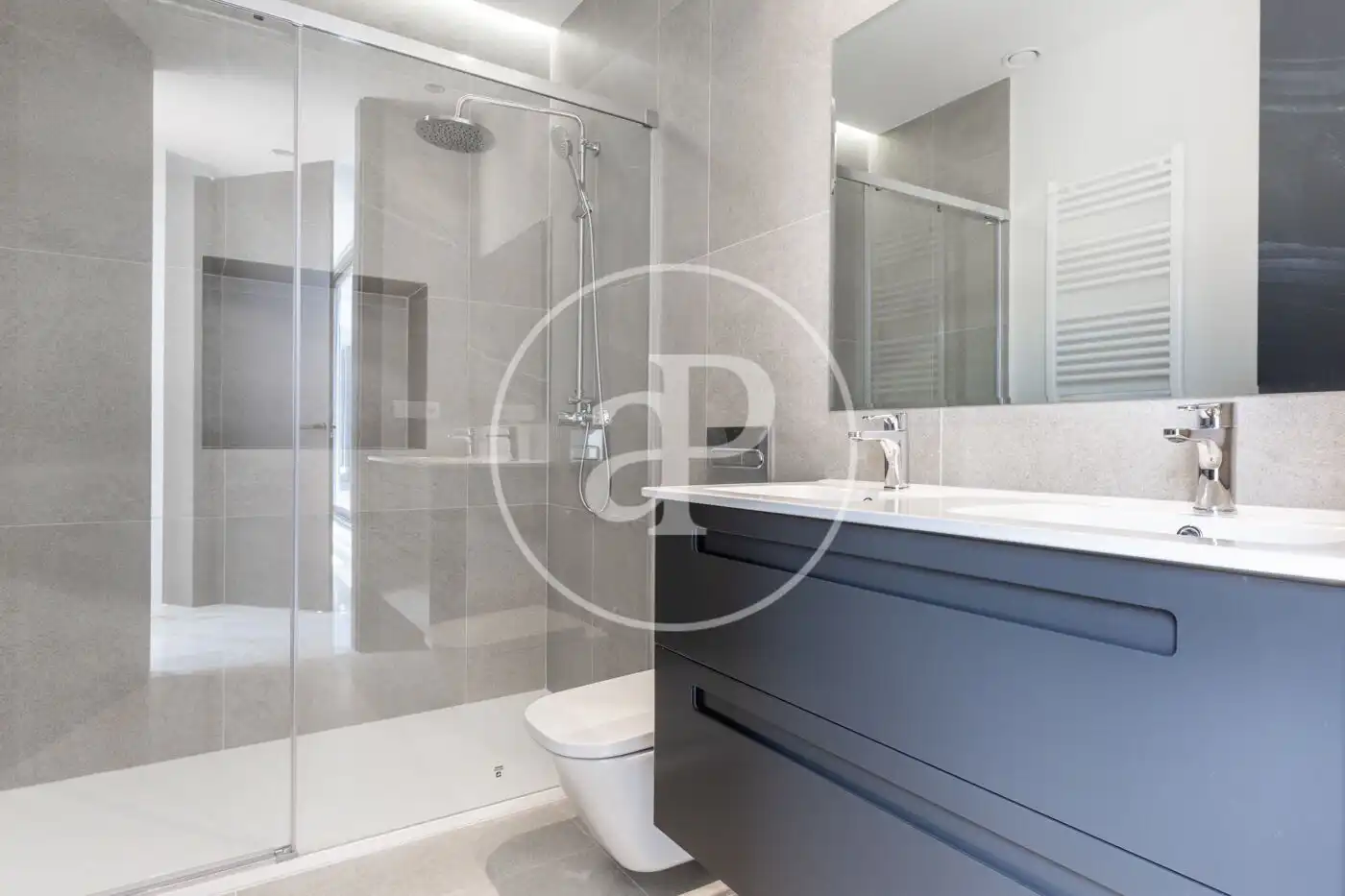 Attic for rent in Calle de Pérez Bayer, Sant Francesc