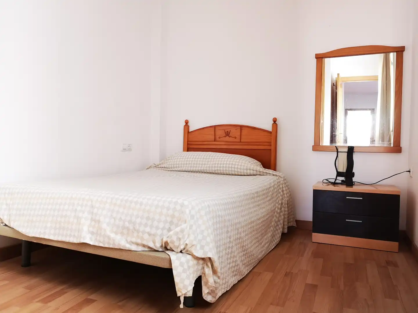 Bedroom of Attic for sale in Cádiz  with Air Conditioner, Heating and Parquet flooring