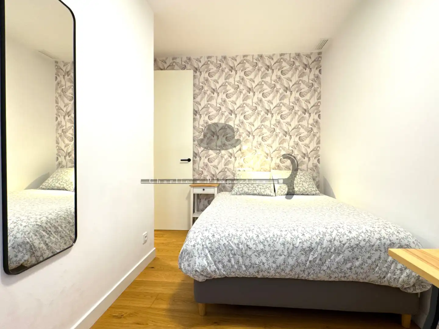 Dormitori de Apartament en venda en Barcelona amb Aire condicionat, Calefacció i Parquet