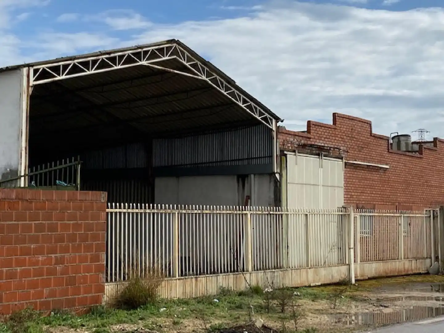 Nau industrial en venda a CTRA DE MEDINA A RODILANA 44